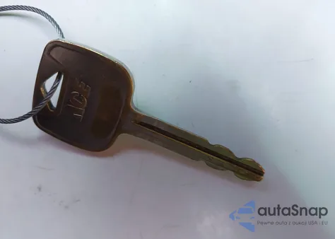 1997 Toyota Tacoma Base V6 from USA, damaged, VIN 4TAWN72N4VZ235903